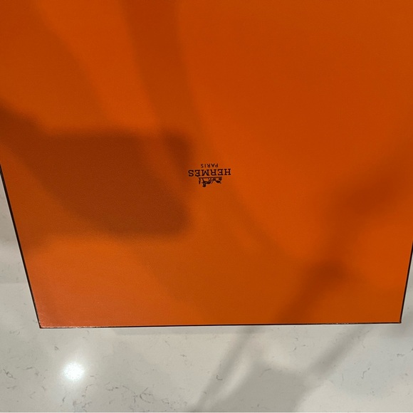 Hermes Vide Pouches Togo Calfskin purse. Orange with blue/white stripe strap - Picture 8 of 15